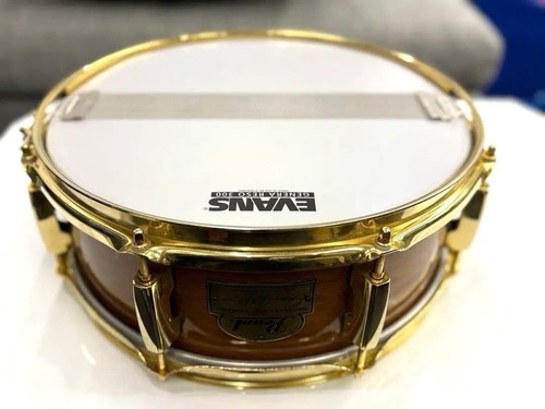 Pearl omar hakim signature - pearl,