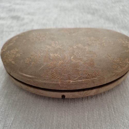 Old vintage clam - clam,